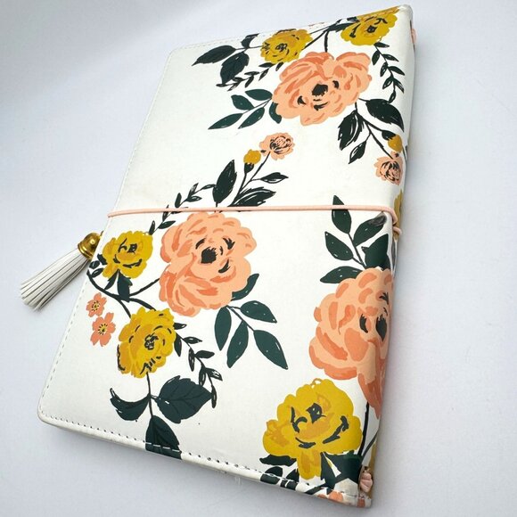 Crate Paper Floral Journal Cover With 2 Inserts Tassel Closure - Picture 6 of 16